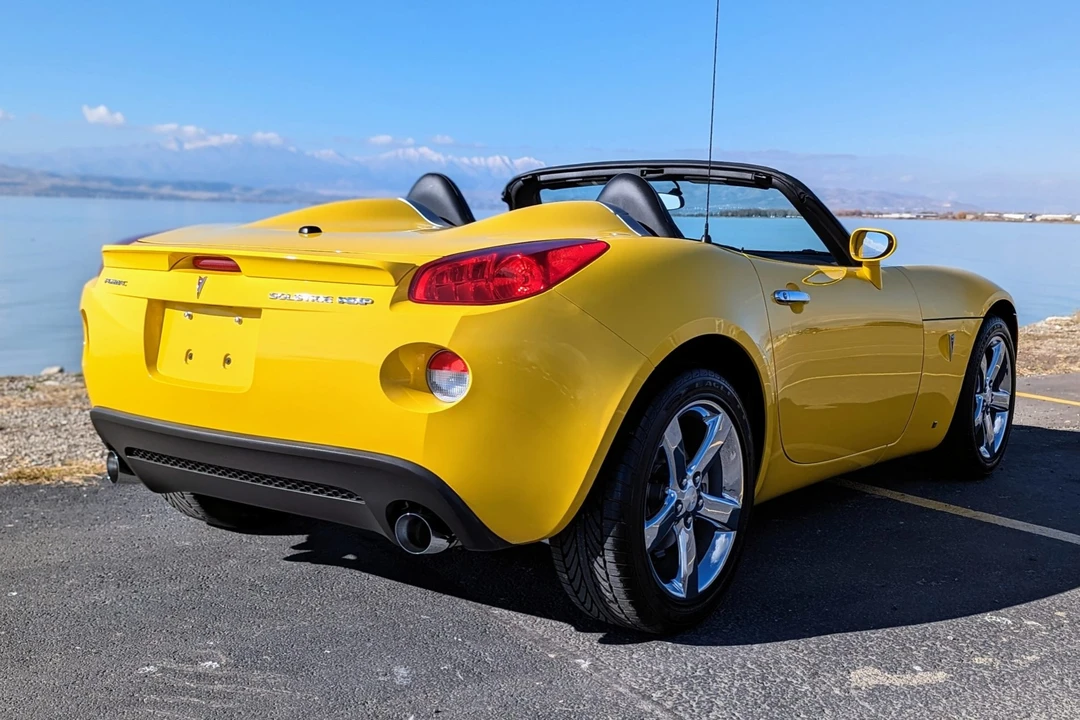 2007 Pontiac Solstice GXP - Image 19 of 31
