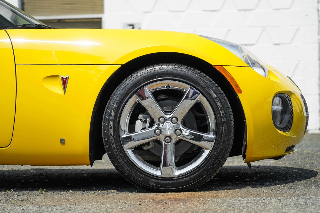 2007 Pontiac Solstice GXP - Image 19 of 31