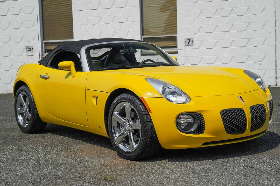 2007 Pontiac Solstice GXP - Image 9 of 31
