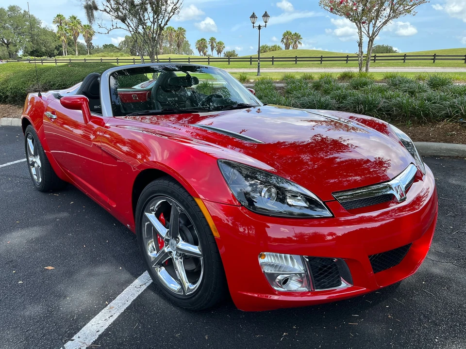 2007 Saturn Sky Red Line - Image 2 of 31