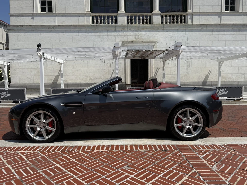 2008 Aston Martin V8 Vantage (2006-2017) - Image 9 of 31