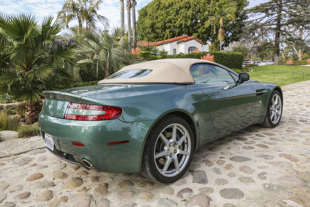 2008 Aston Martin V8 Vantage (2006-2017) - Image 17 of 31