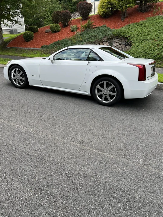 2008 Cadillac XLR - Image 5 of 31