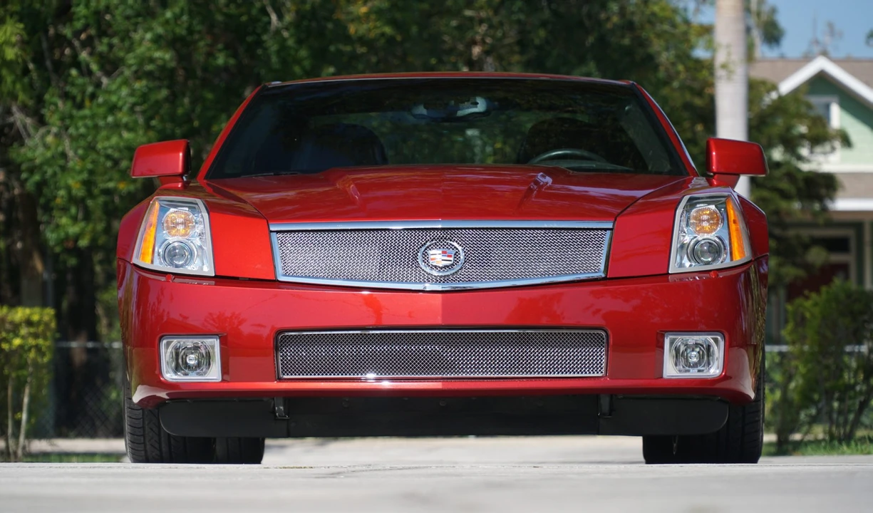 2008 Cadillac XLR-V - Image 23 of 31