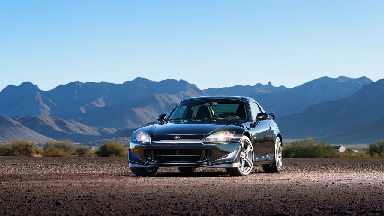 2008 Honda AP2 S2000 - Image 2 of 31