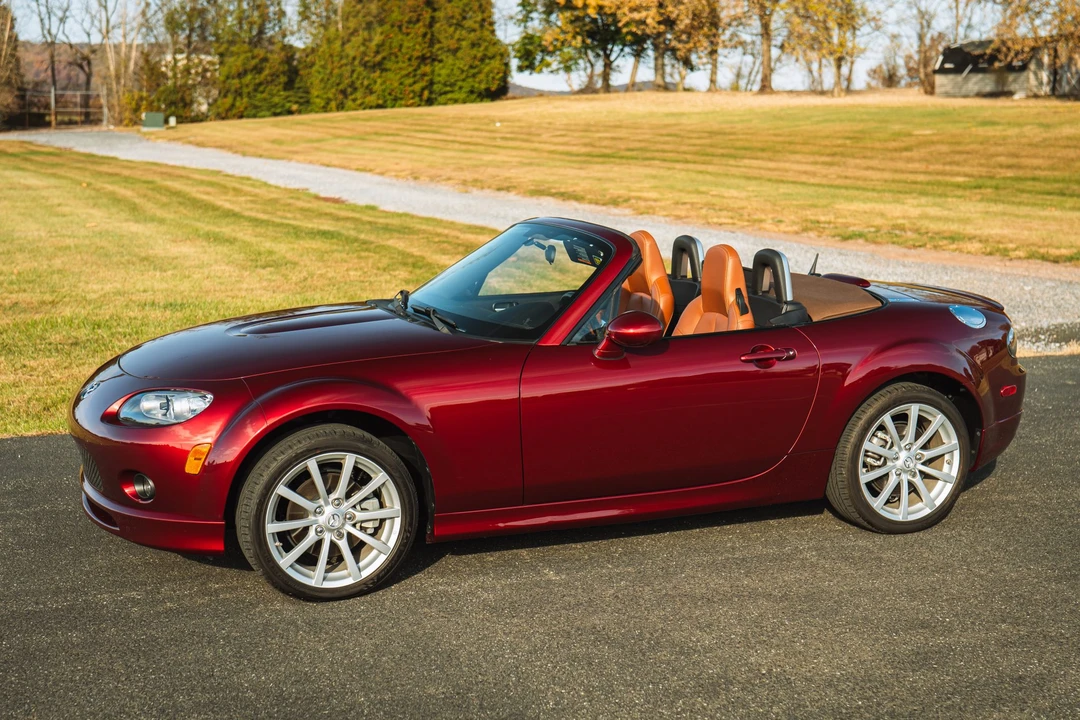2008 Mazda NC MX-5 Miata - Image 4 of 31