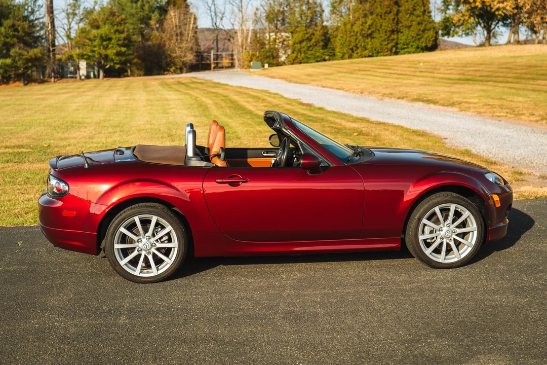 2008 Mazda NC MX-5 Miata - Image 28 of 31
