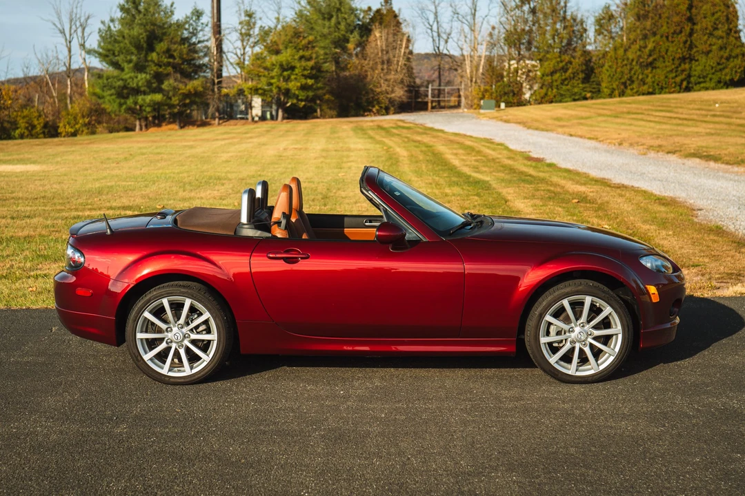 2008 Mazda NC MX-5 Miata - Image 26 of 31