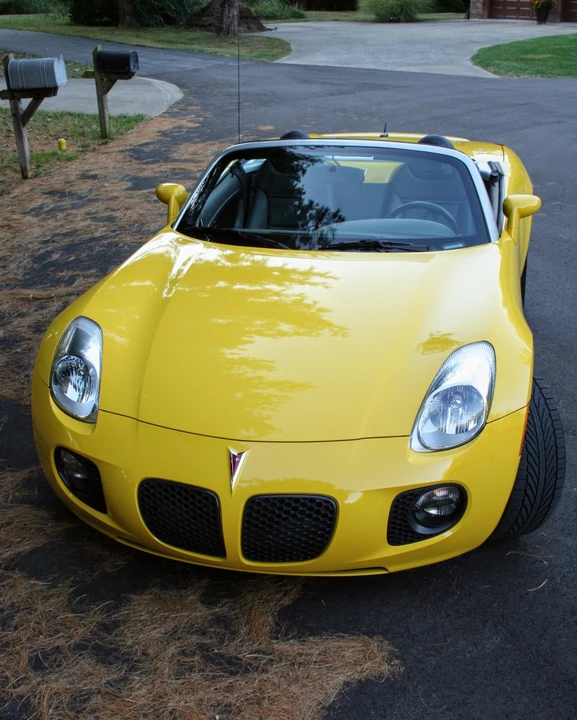 2008 Pontiac Solstice GXP - Image 2 of 31
