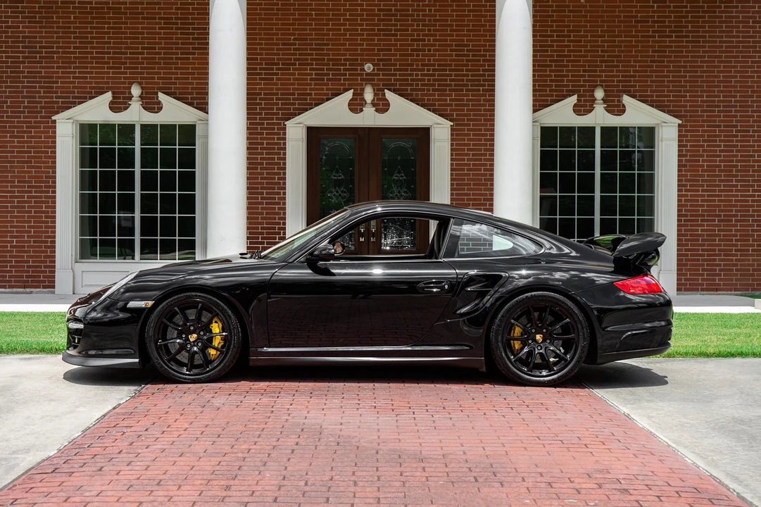 2008 Porsche 997 GT2 - Image 2 of 31