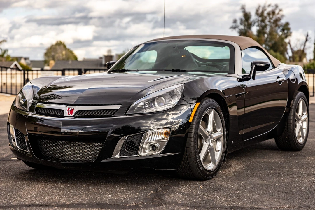2008 Saturn Sky Red Line - Image 2 of 31