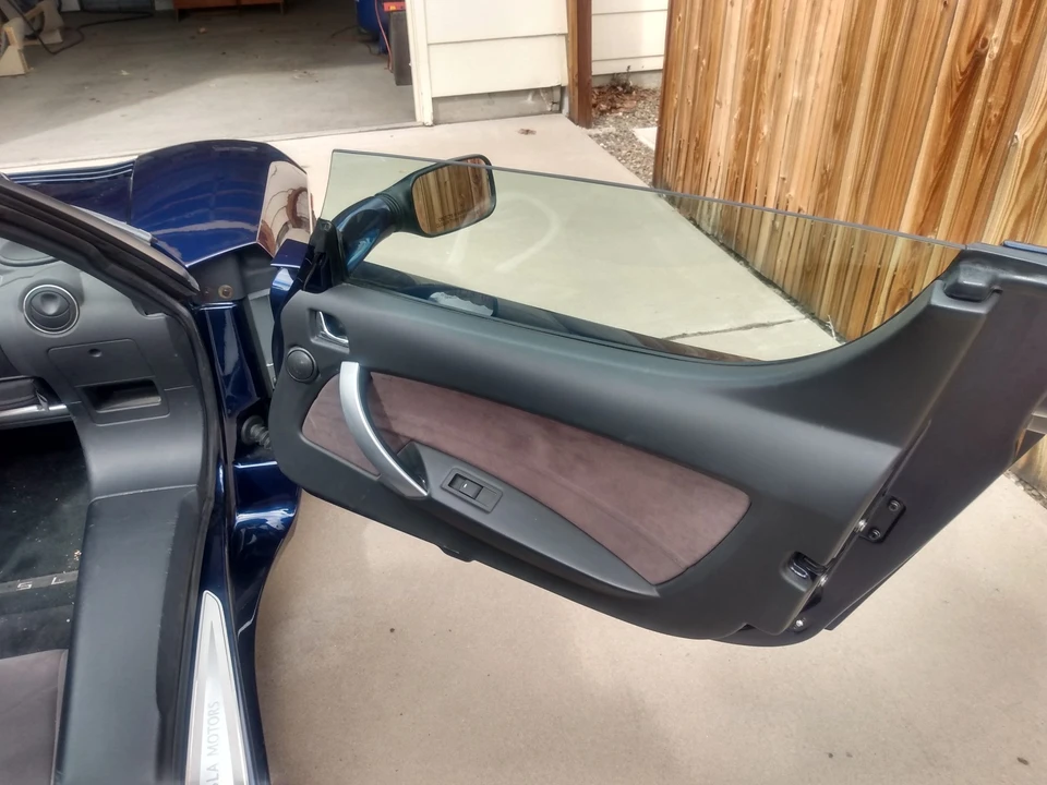 2008 Tesla Roadster - Image 29 of 31