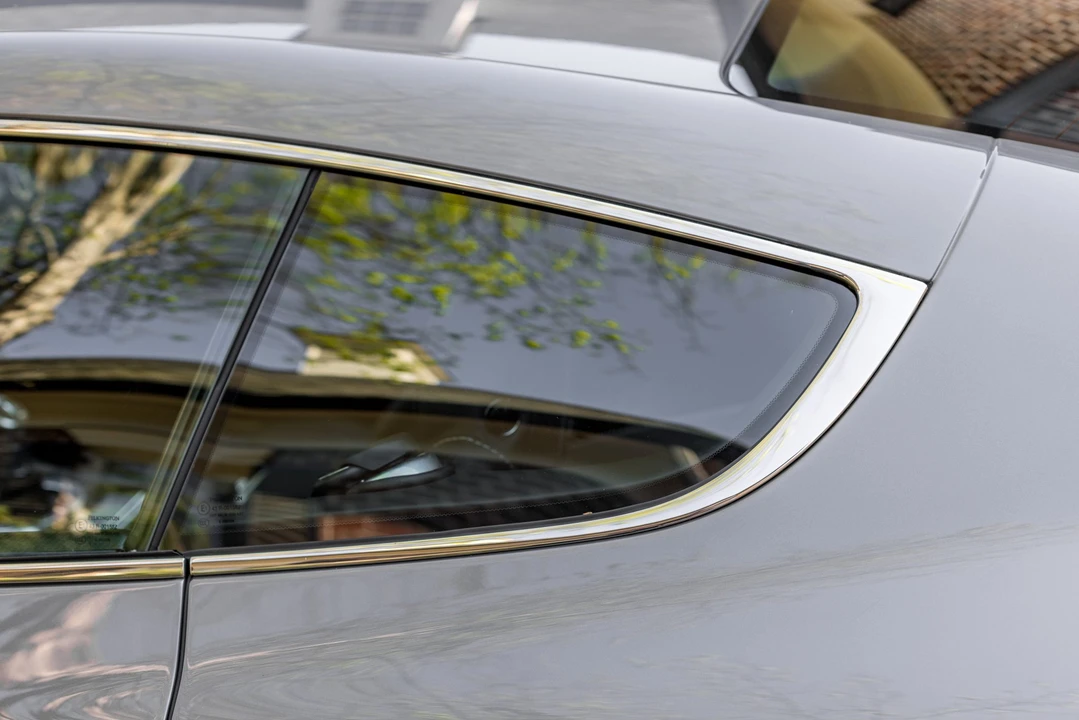 2009 Aston Martin DBS (2008-2012) - Image 30 of 31