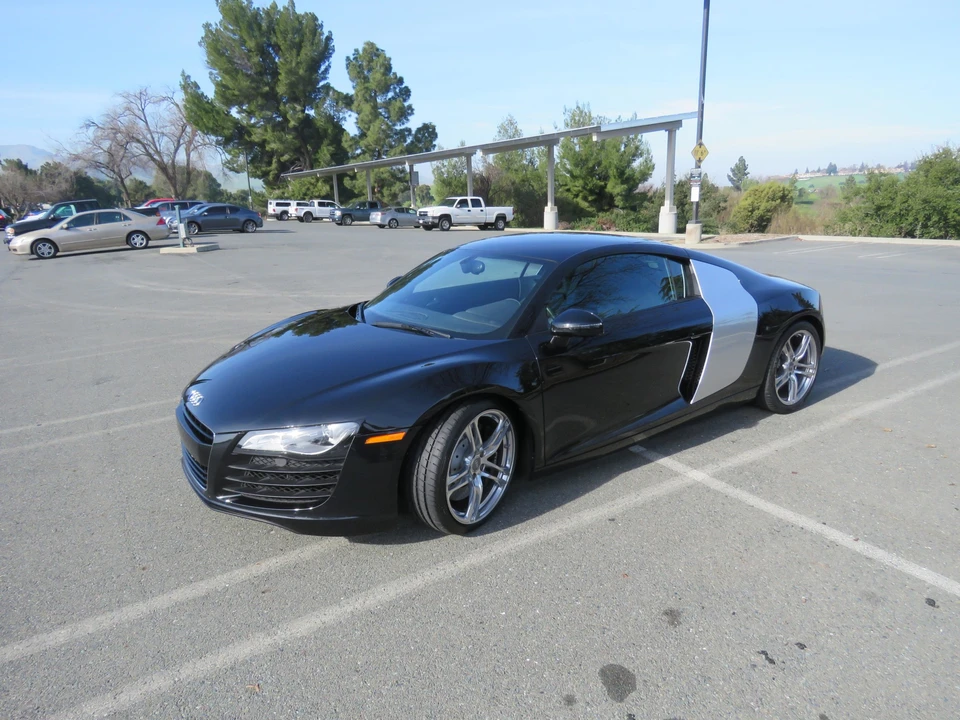2009 Audi 42 R8 - Image 2 of 31
