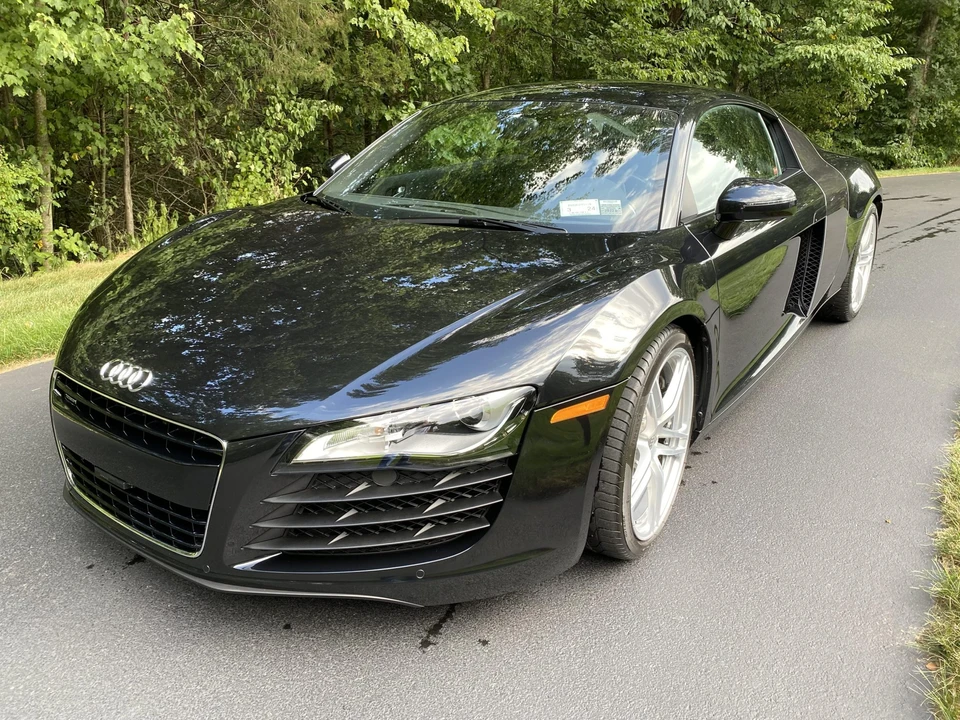 2009 Audi 42 R8 - Image 2 of 31