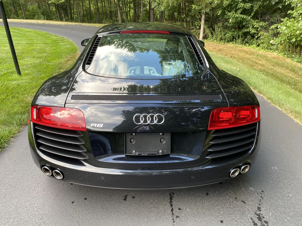 2009 Audi 42 R8 - Image 6 of 31