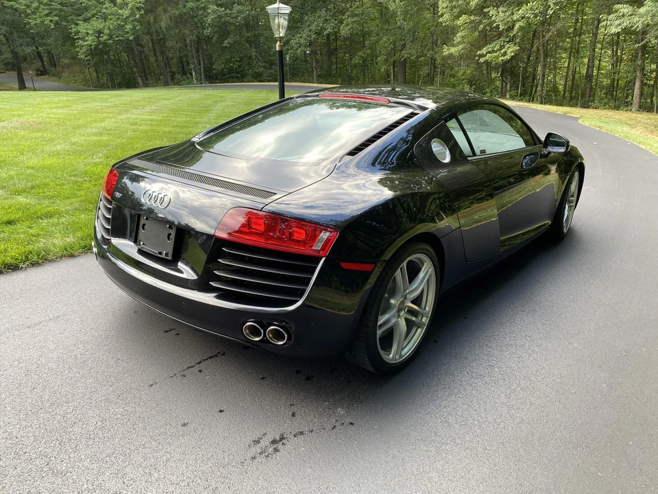 2009 Audi 42 R8 - Image 7 of 31