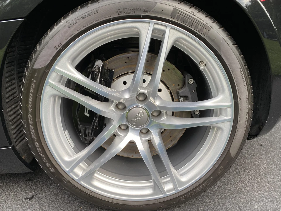 2009 Audi 42 R8 - Image 24 of 31