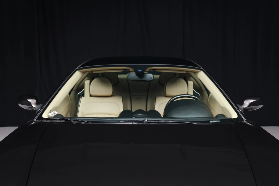 2009 Ferrari 612 - Image 27 of 31