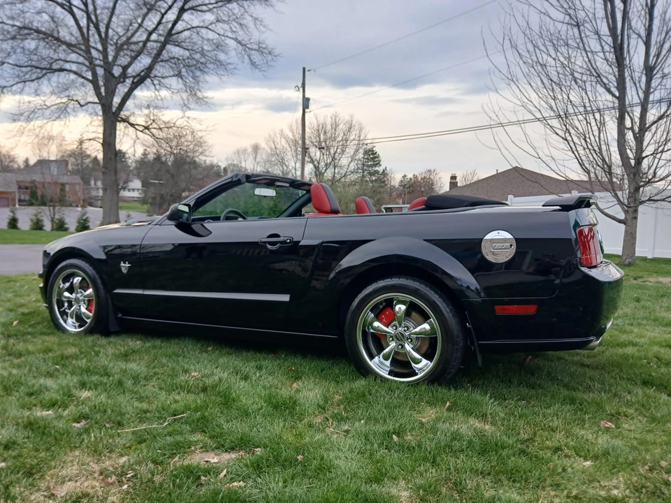 2009 Ford S197 Mustang - Image 10 of 31