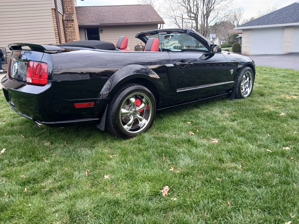 2009 Ford S197 Mustang - Image 6 of 31
