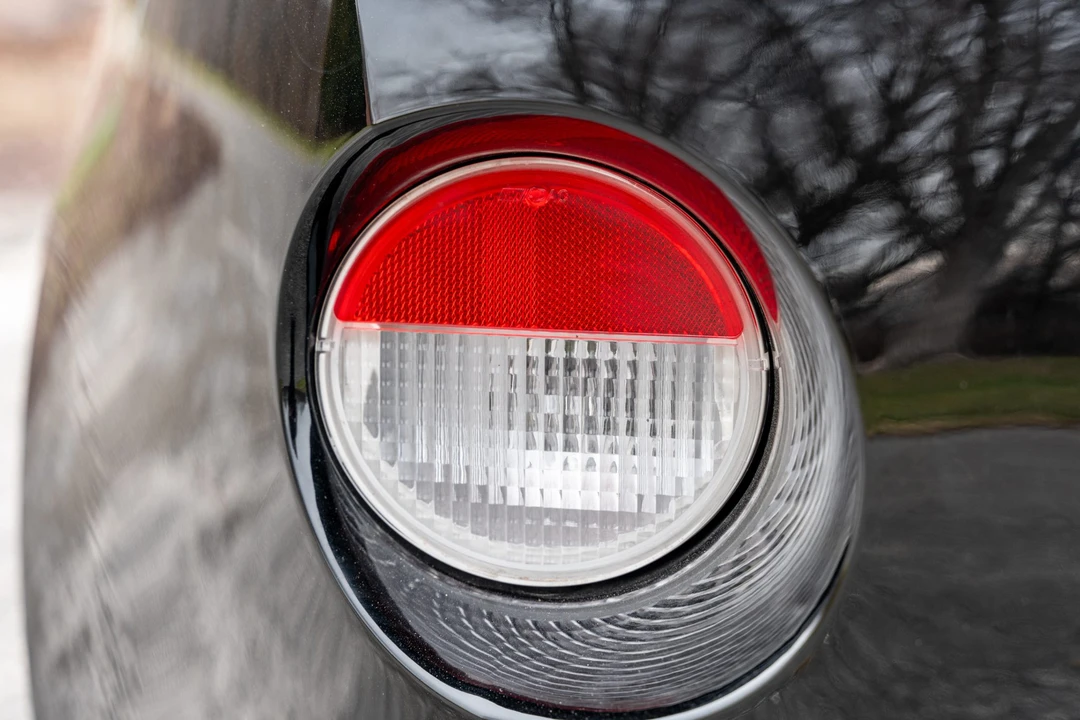 2009 Pontiac Solstice GXP - Image 29 of 31