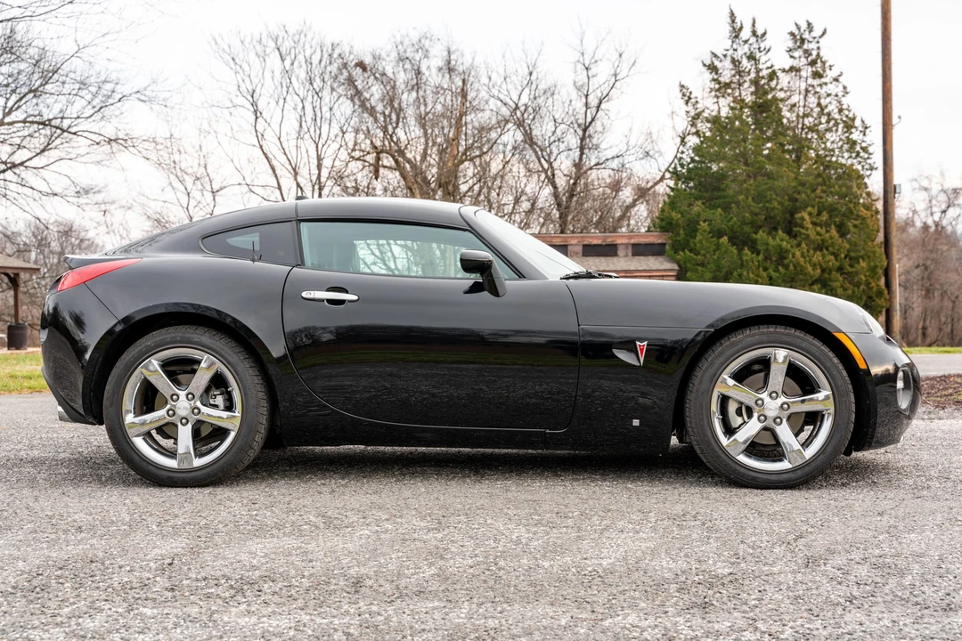 2009 Pontiac Solstice GXP - Image 12 of 31