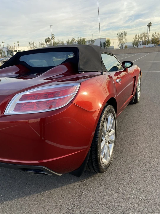 2009 Saturn Sky - Image 24 of 31