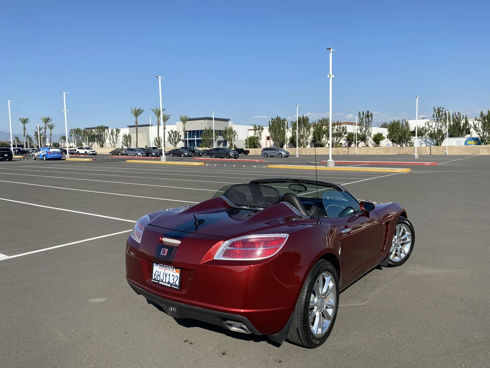 2009 Saturn Sky - Image 20 of 31