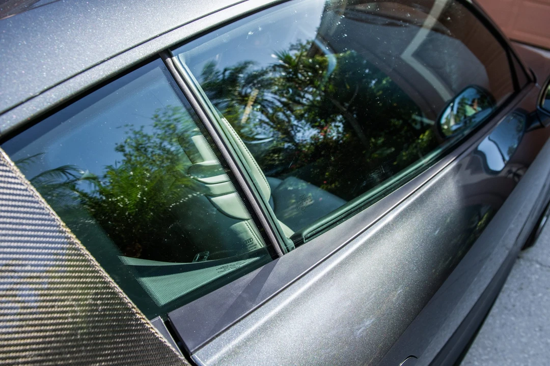 2010 Audi 42 R8 - Image 13 of 31