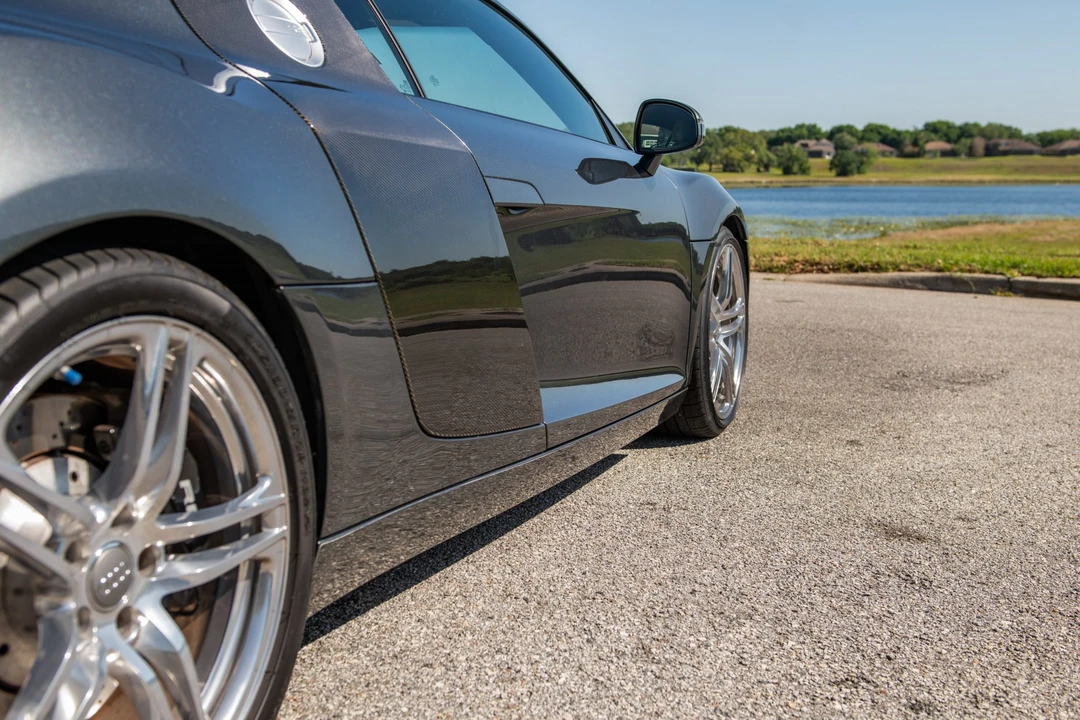 2010 Audi 42 R8 - Image 12 of 31