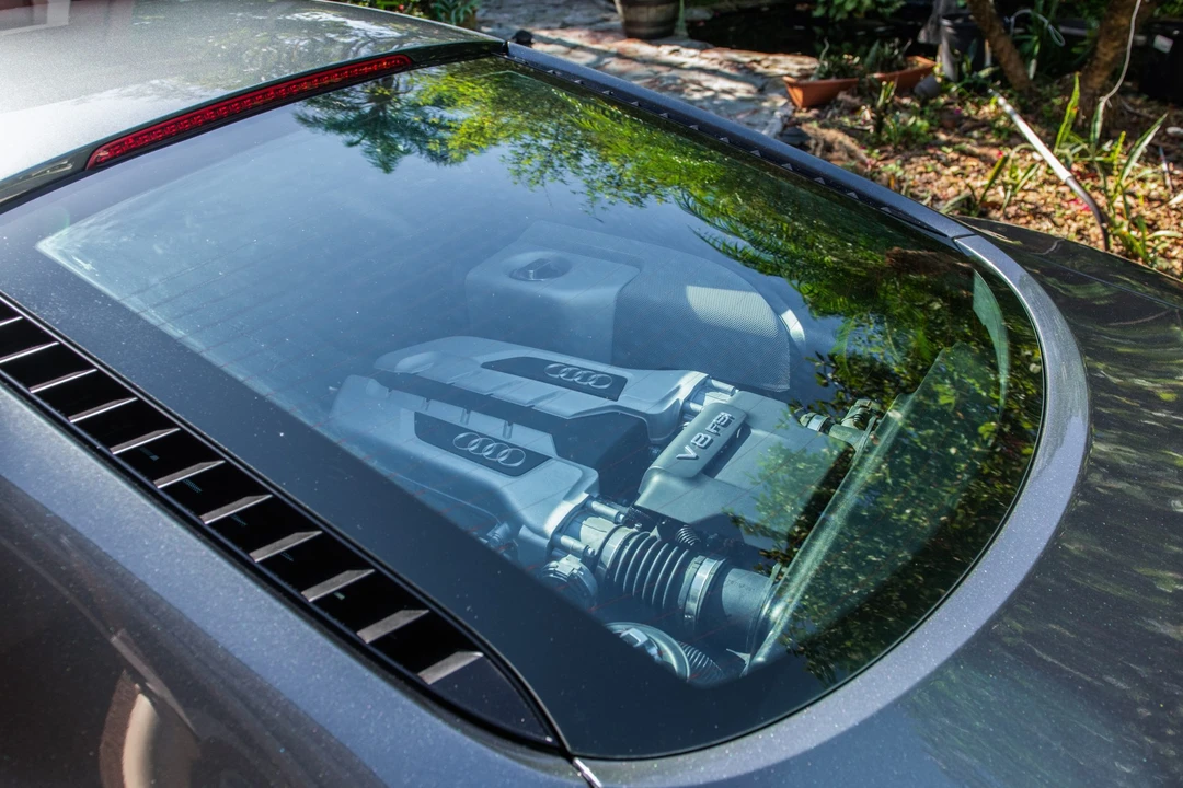 2010 Audi 42 R8 - Image 18 of 31