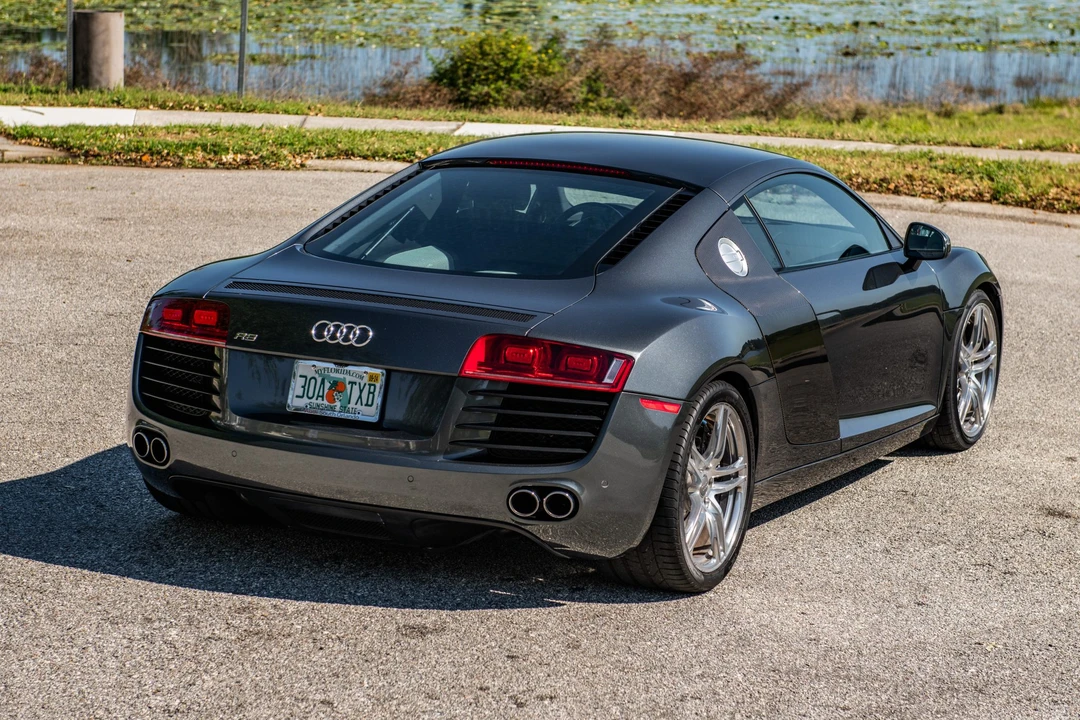 2010 Audi 42 R8 - Image 5 of 31