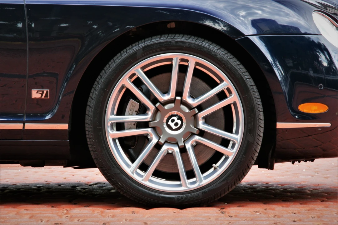 2010 Bentley Continental GT 1st Gen - Image 26 of 31
