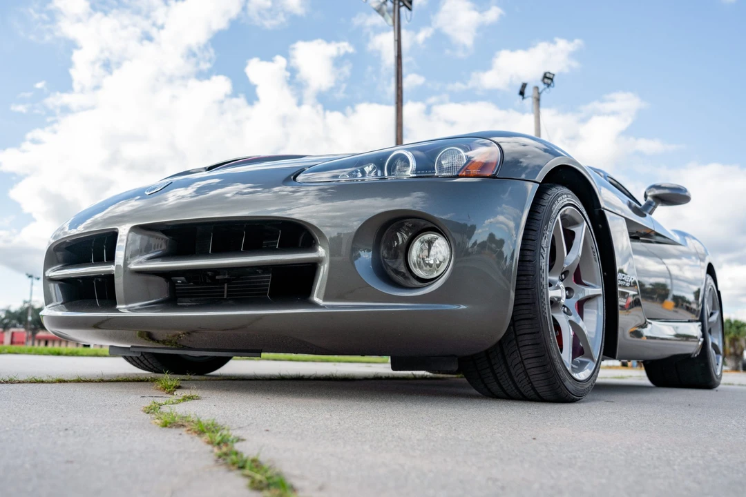 2010 Dodge Viper 4th Gen - Image 23 of 31