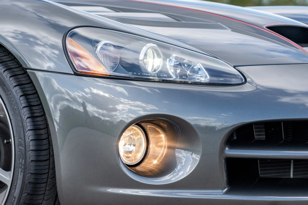 2010 Dodge Viper 4th Gen - Image 26 of 31