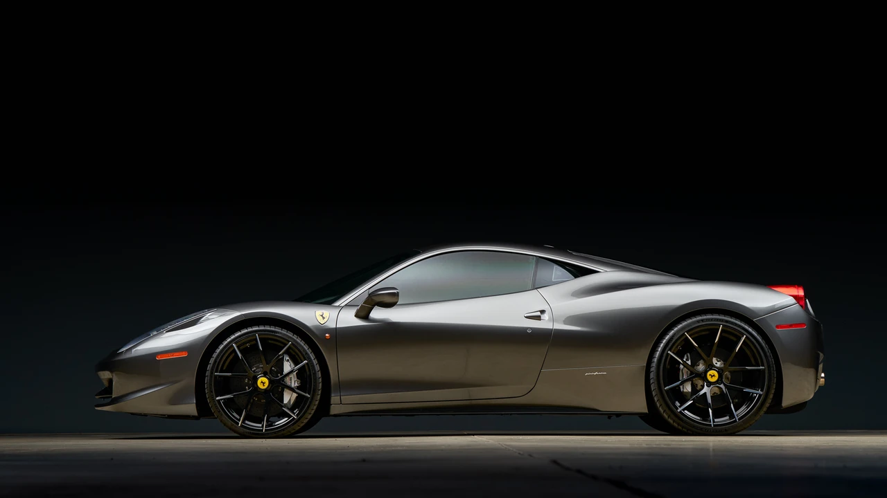 2010 Ferrari 458 Italia - Image 13 of 31