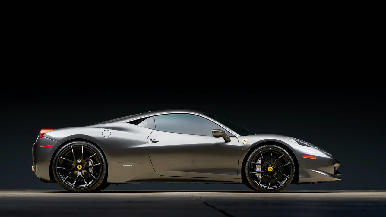 2010 Ferrari 458 Italia - Image 15 of 31