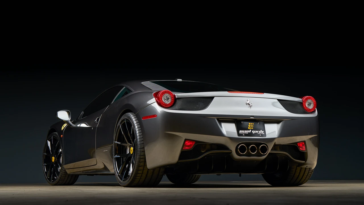 2010 Ferrari 458 Italia - Image 18 of 31