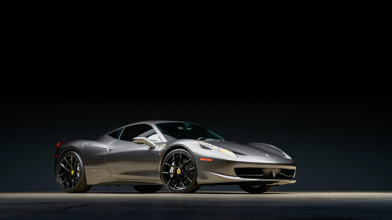 2010 Ferrari 458 Italia - Image 3 of 31
