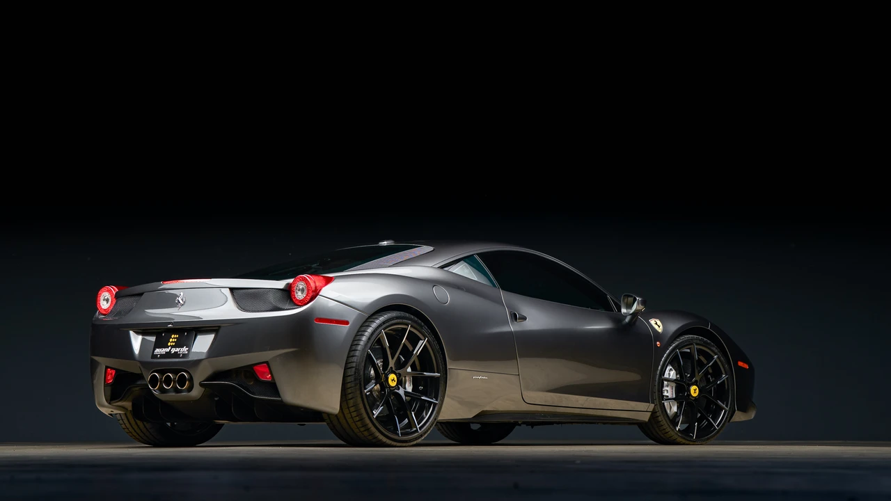 2010 Ferrari 458 Italia - Image 23 of 31