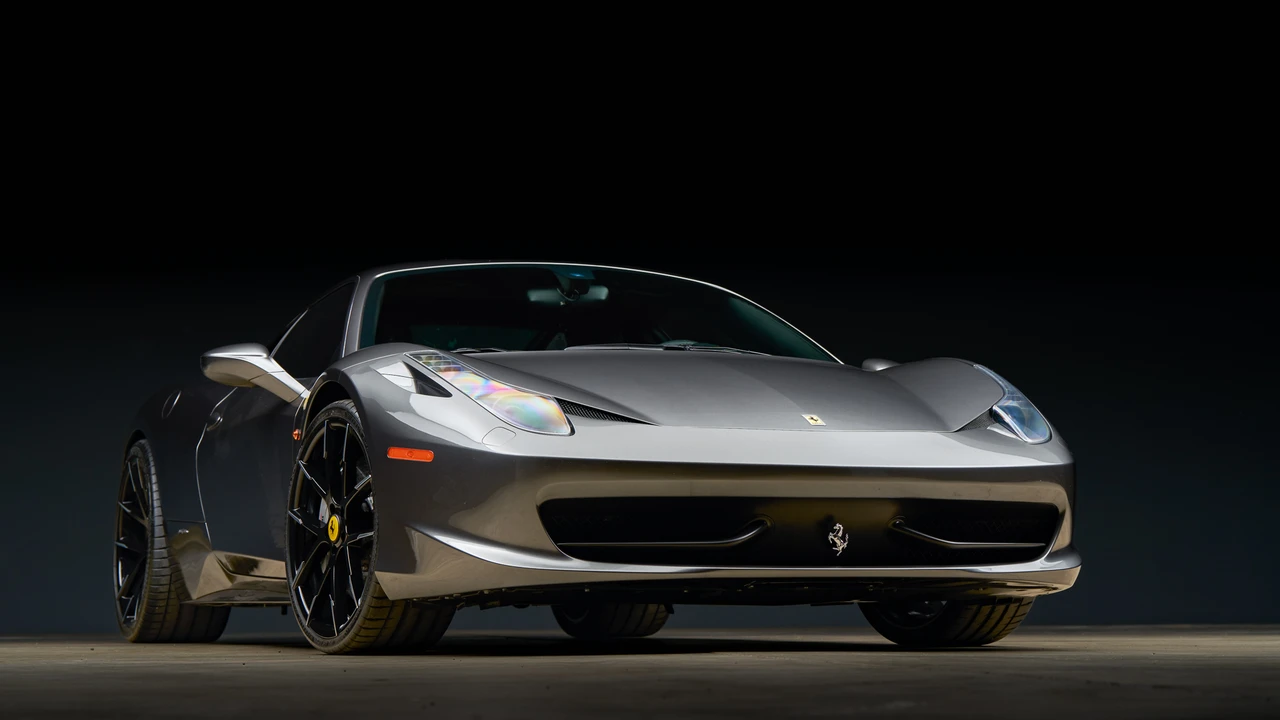 2010 Ferrari 458 Italia - Image 4 of 31
