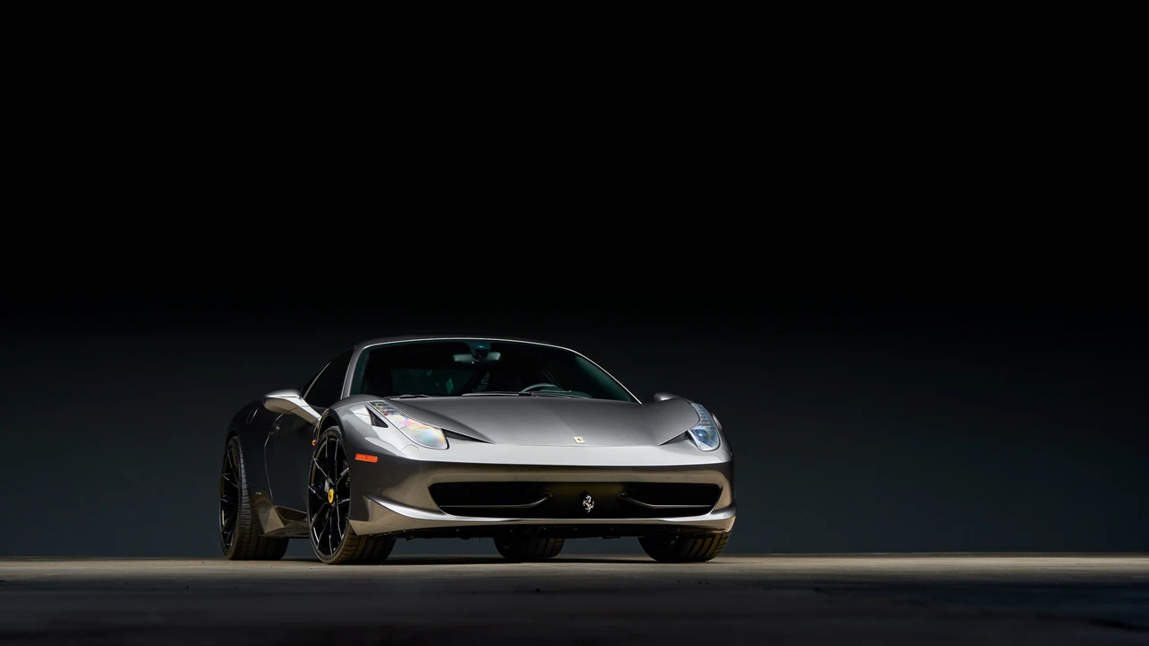 2010 Ferrari 458 Italia - Image 5 of 31