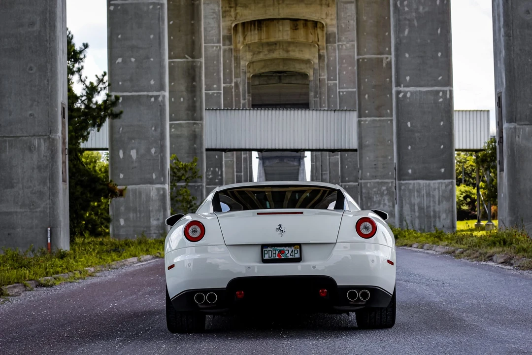 2010 Ferrari 599 GTB Fiorano - Image 8 of 31
