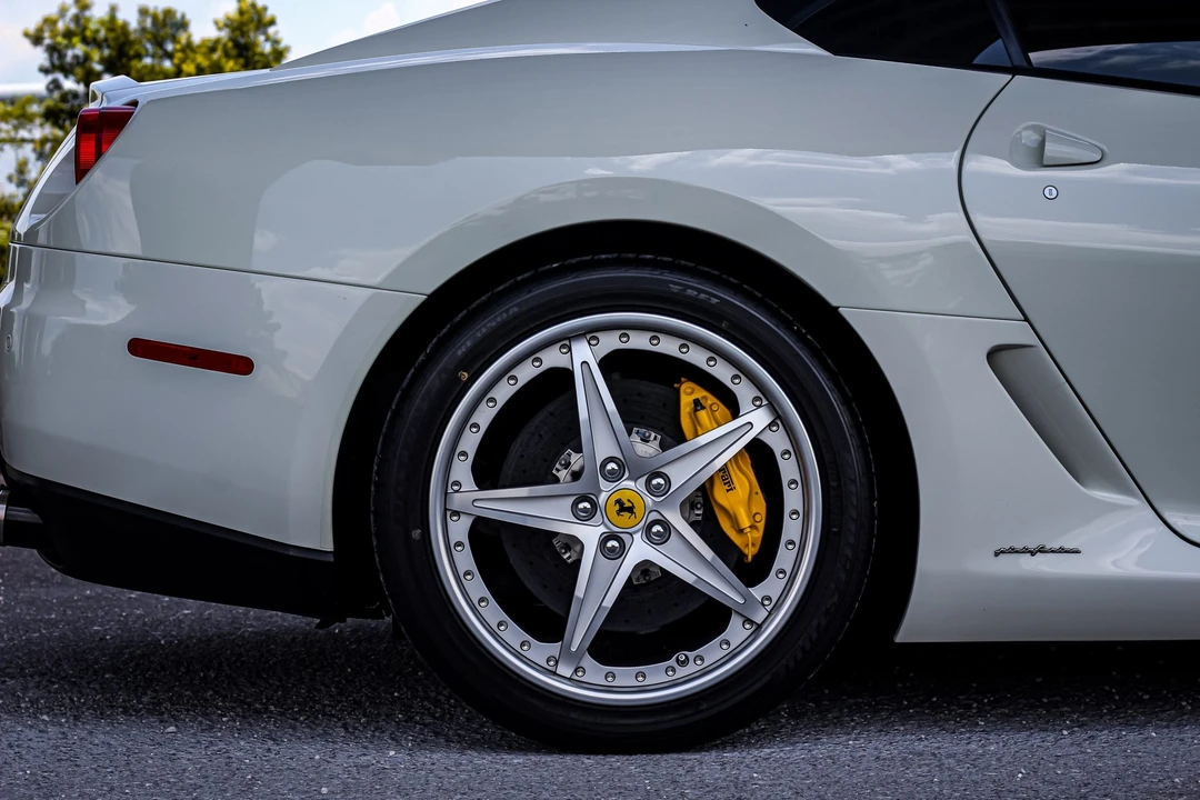 2010 Ferrari 599 GTB Fiorano - Image 30 of 31