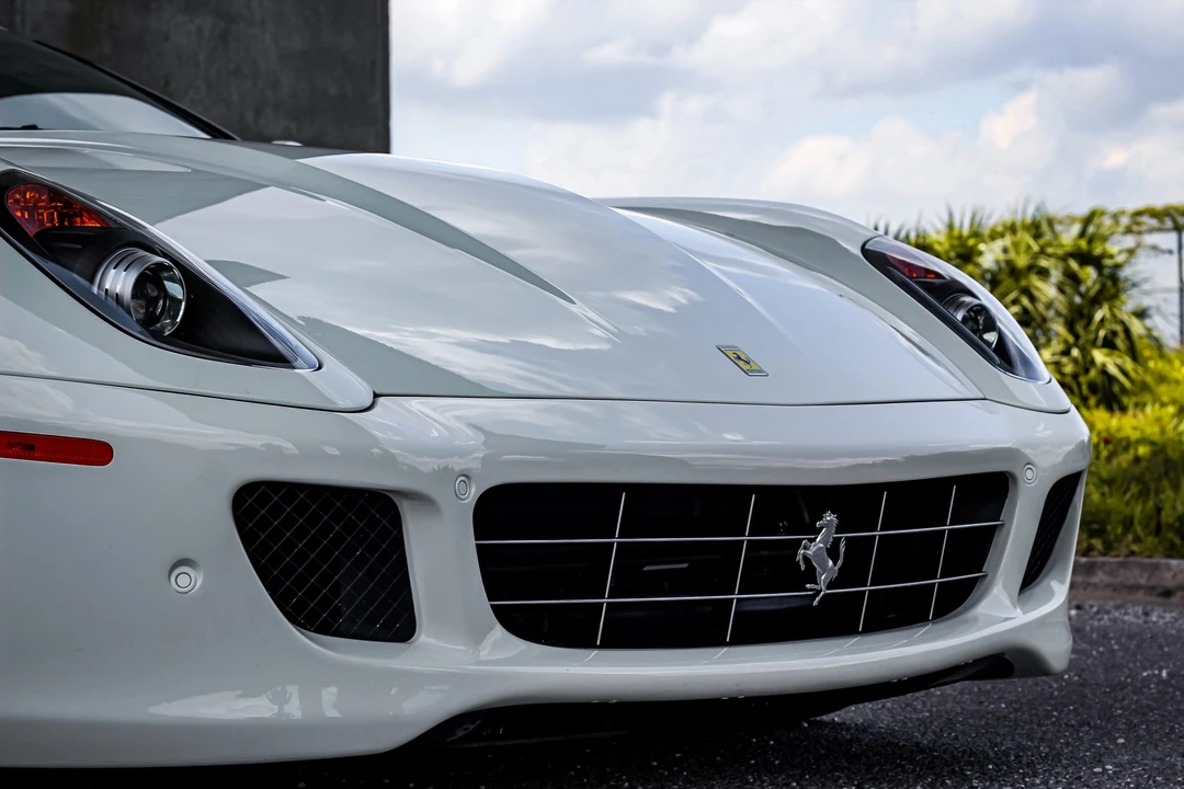 2010 Ferrari 599 GTB Fiorano - Image 14 of 31