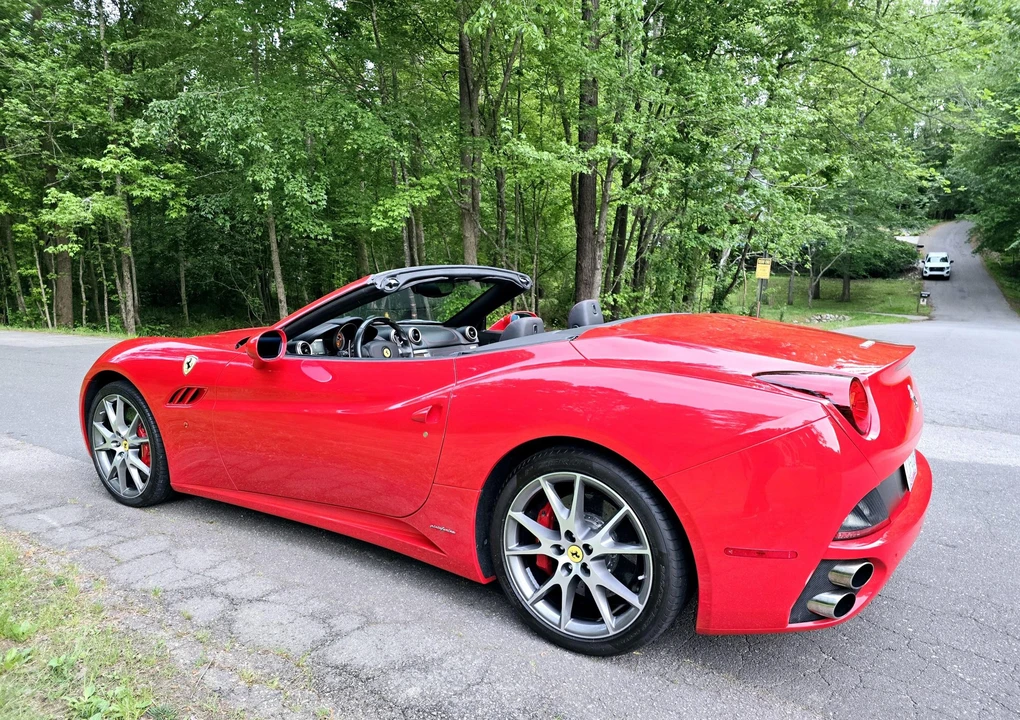 2010 Ferrari California - Image 19 of 31