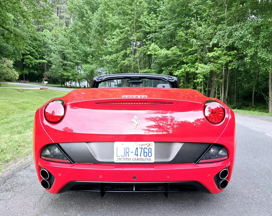 2010 Ferrari California - Image 25 of 31