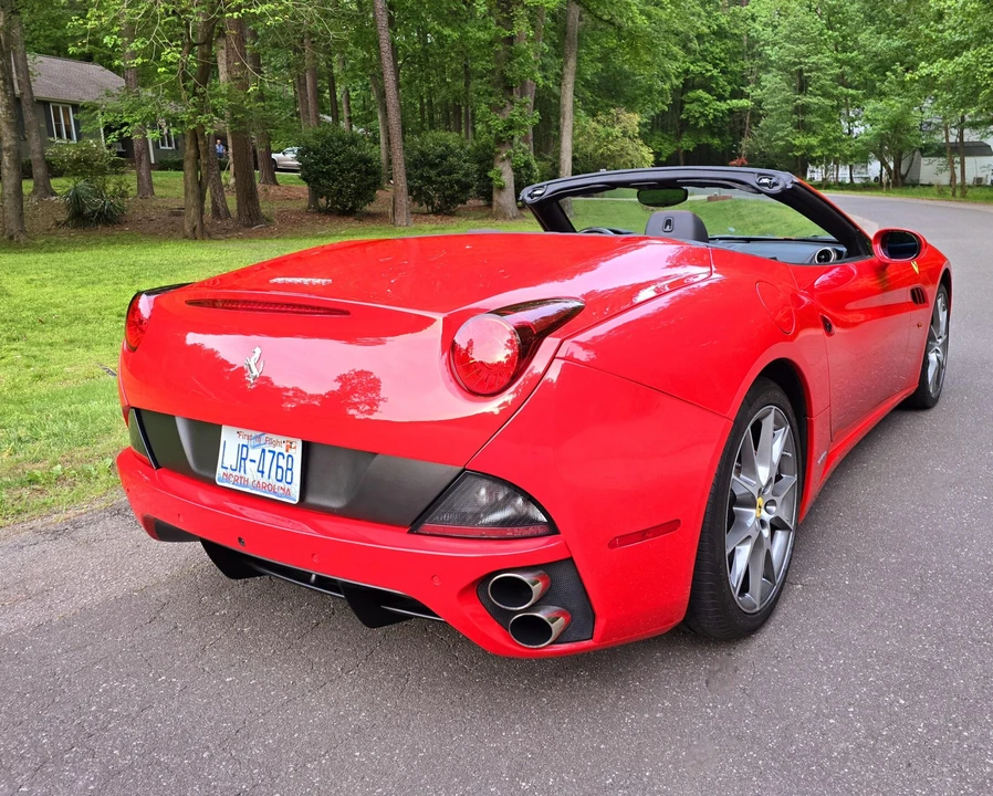 2010 Ferrari California - Image 27 of 31