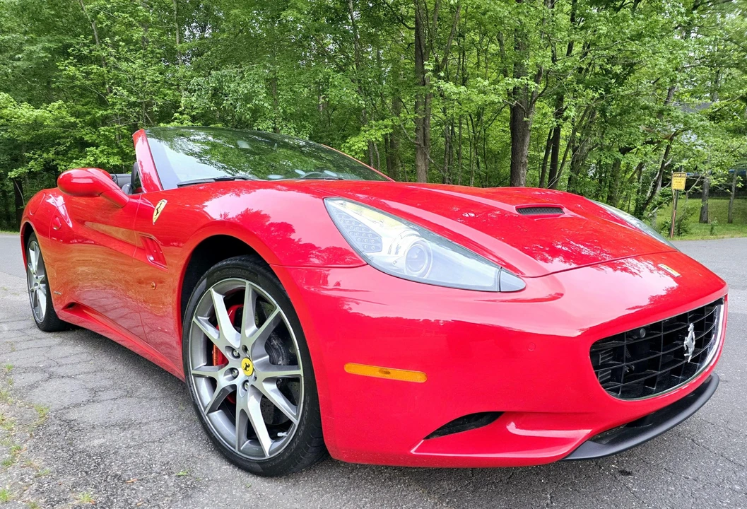 2010 Ferrari California - Image 6 of 31